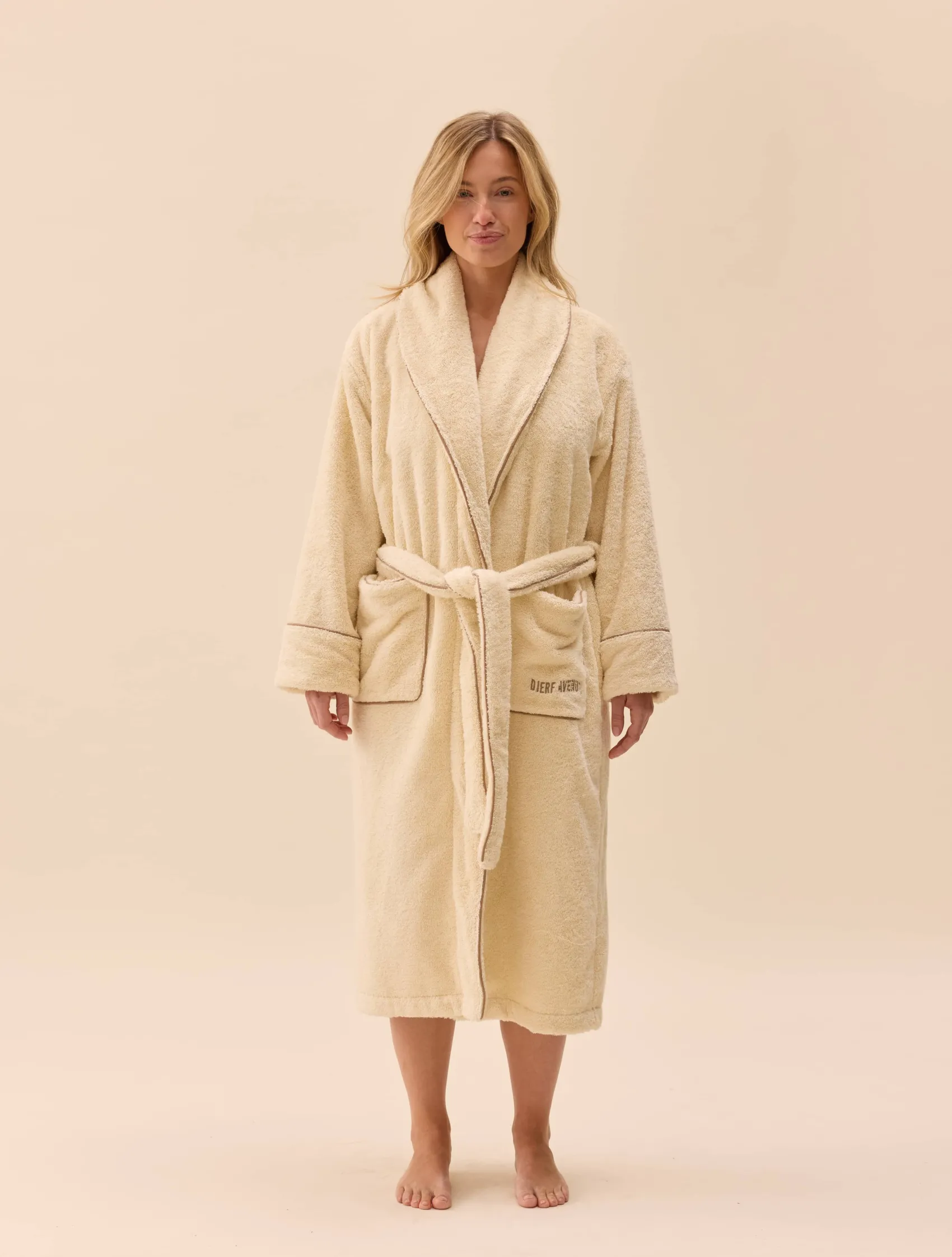 Djerf Avenue Bath Robe Creamy Oat