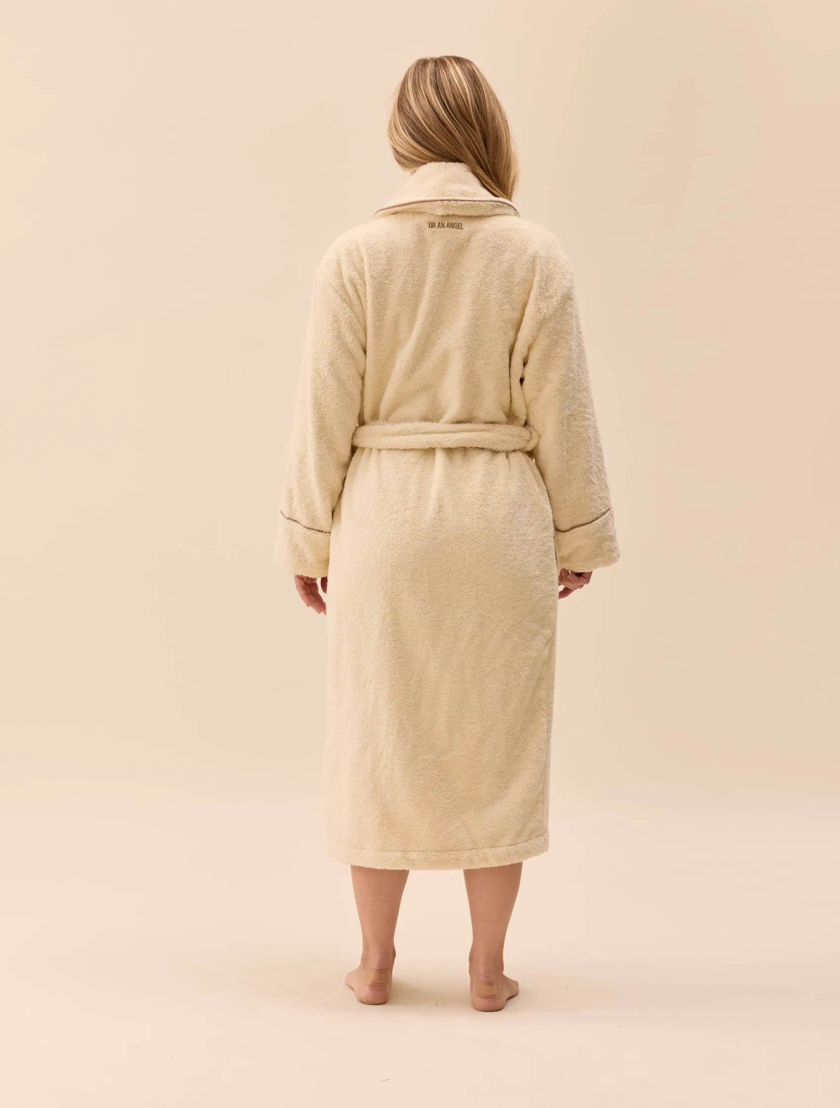 Djerf Avenue Bath Robe Creamy Oat