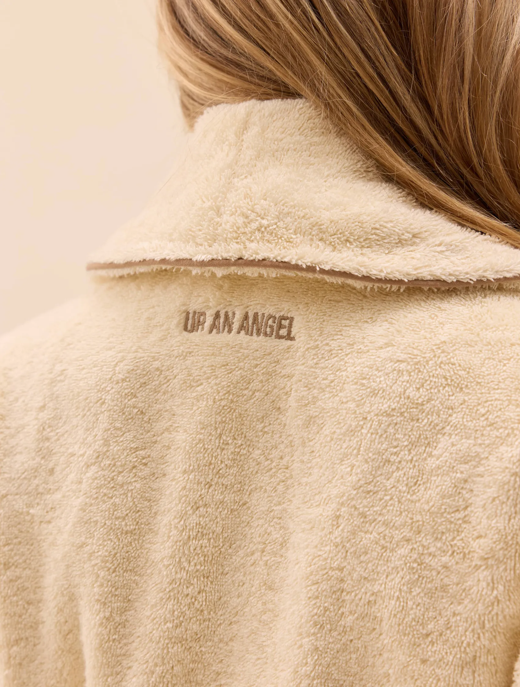 Djerf Avenue Bath Robe Creamy Oat