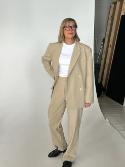 Clearance Djerf Avenue Essential Blazer Greige
