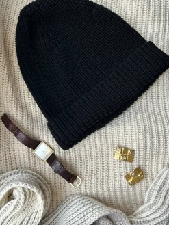 Djerf Avenue Knitted Beanie Black