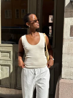 Online Djerf Avenue Knitted Tank Top Ivory