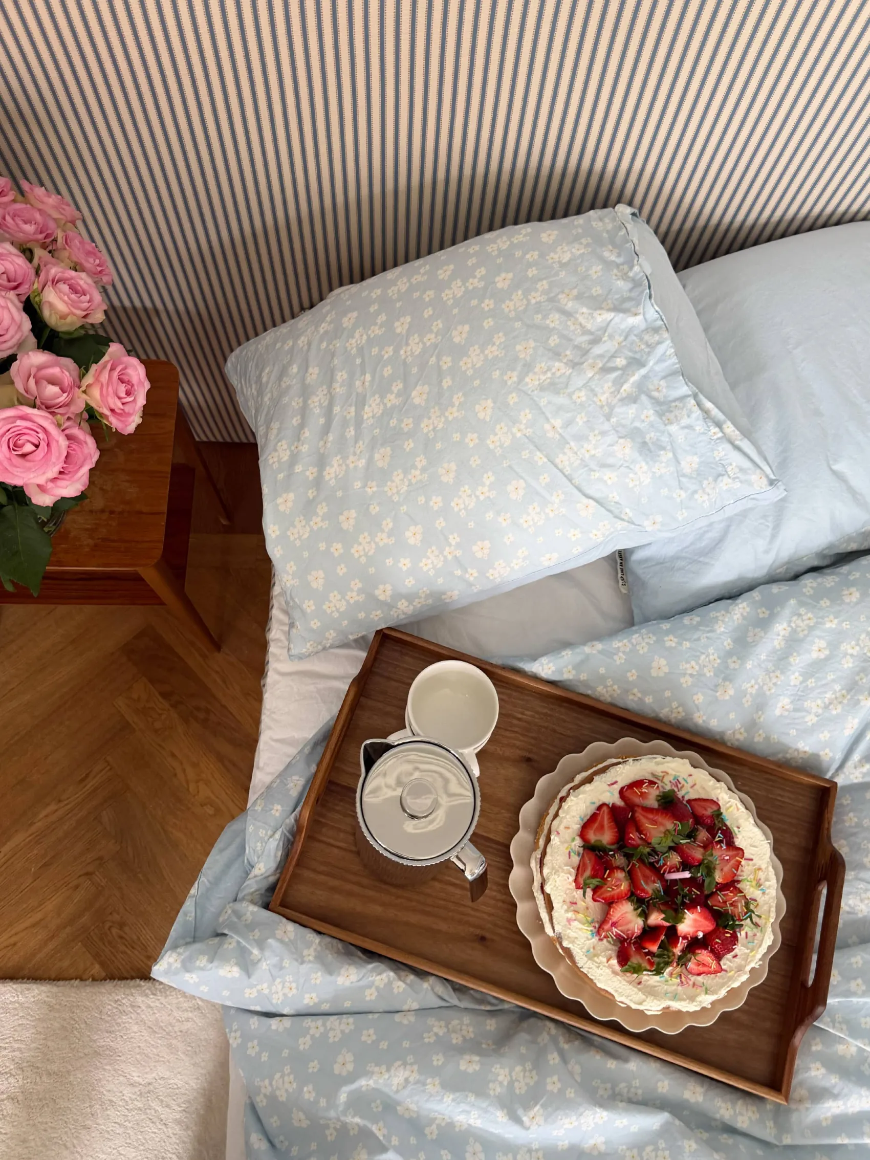 Djerf Avenue Pillow Case Dream Cake