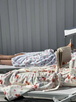 Discount Djerf Avenue Robe Summer Berries