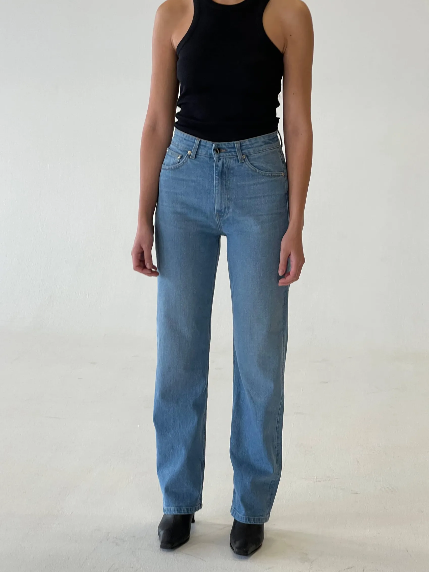 Outlet Djerf Avenue Straight Jeans Mid Blue