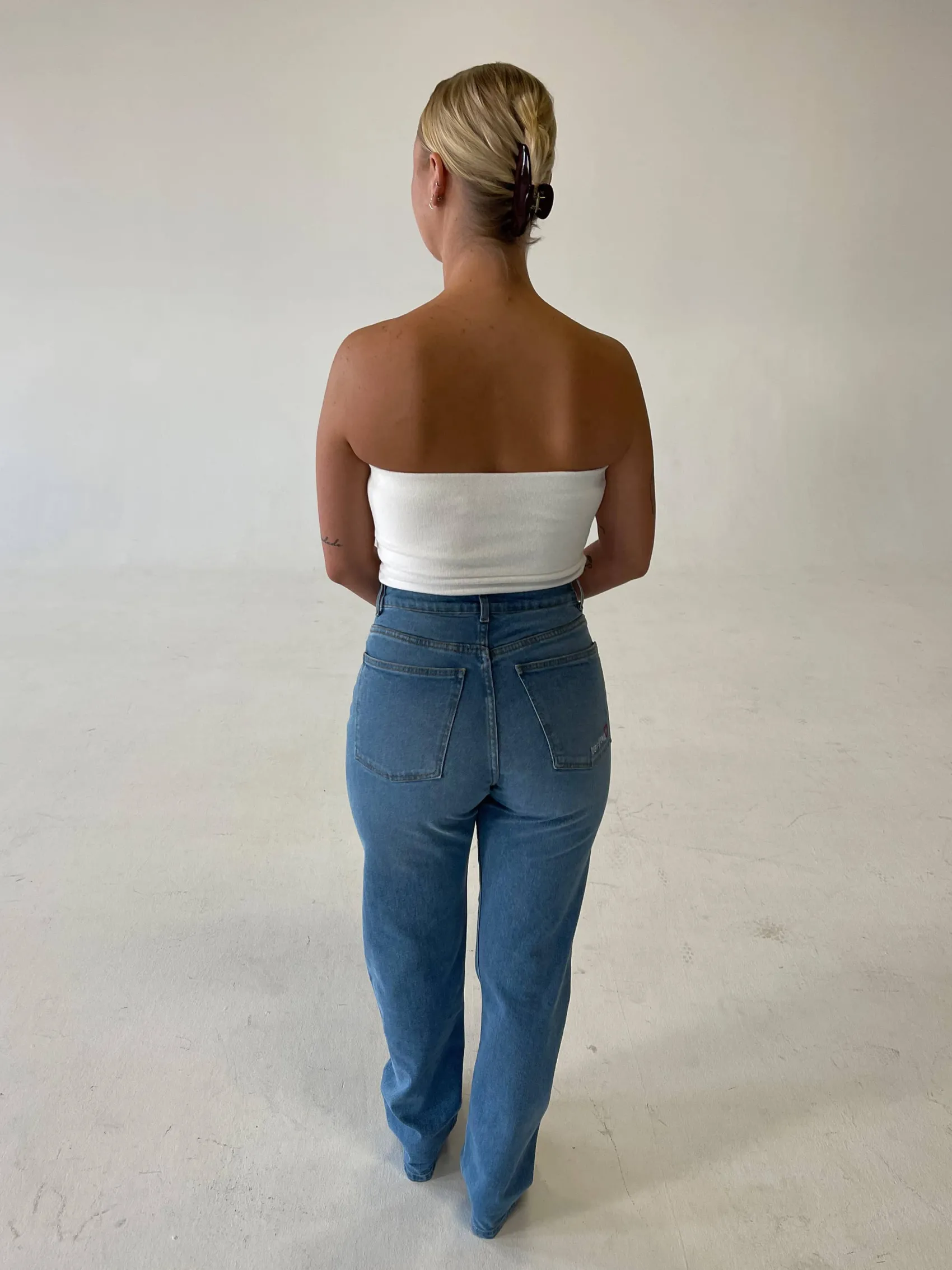 Outlet Djerf Avenue Straight Jeans Mid Blue