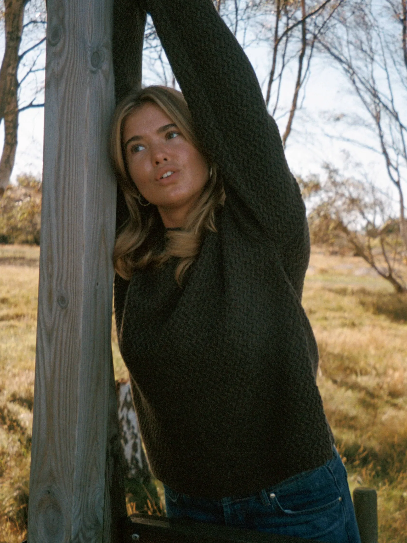 Online Djerf Avenue Structured Wool Sweater Dark Chocolate