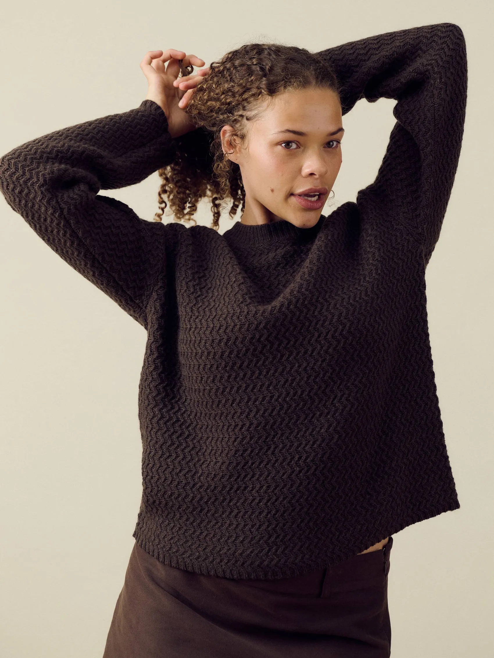 Online Djerf Avenue Structured Wool Sweater Dark Chocolate